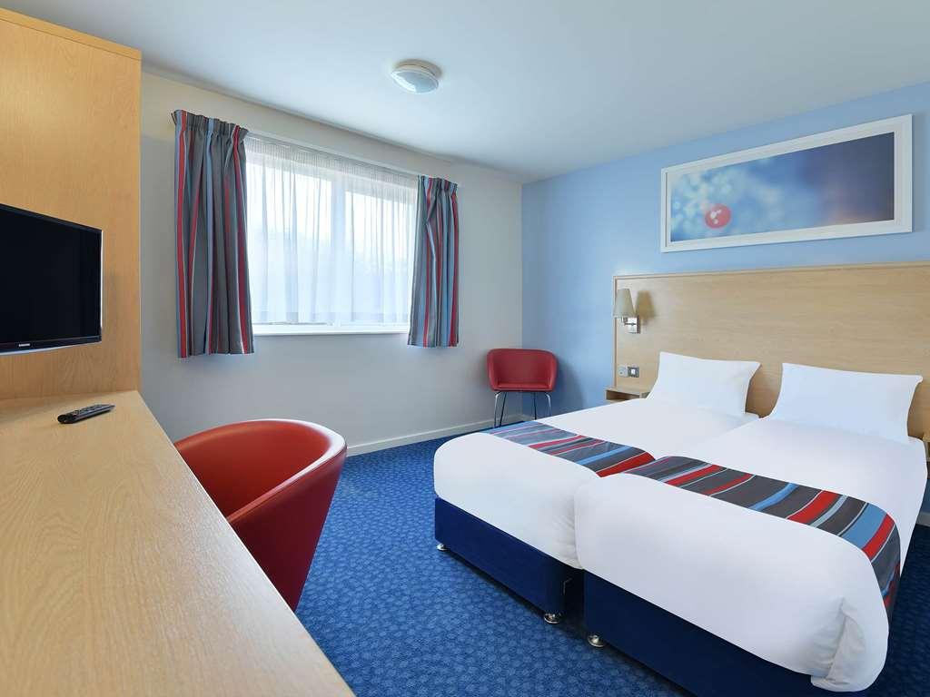 Travelodge Buckingham Quarto foto